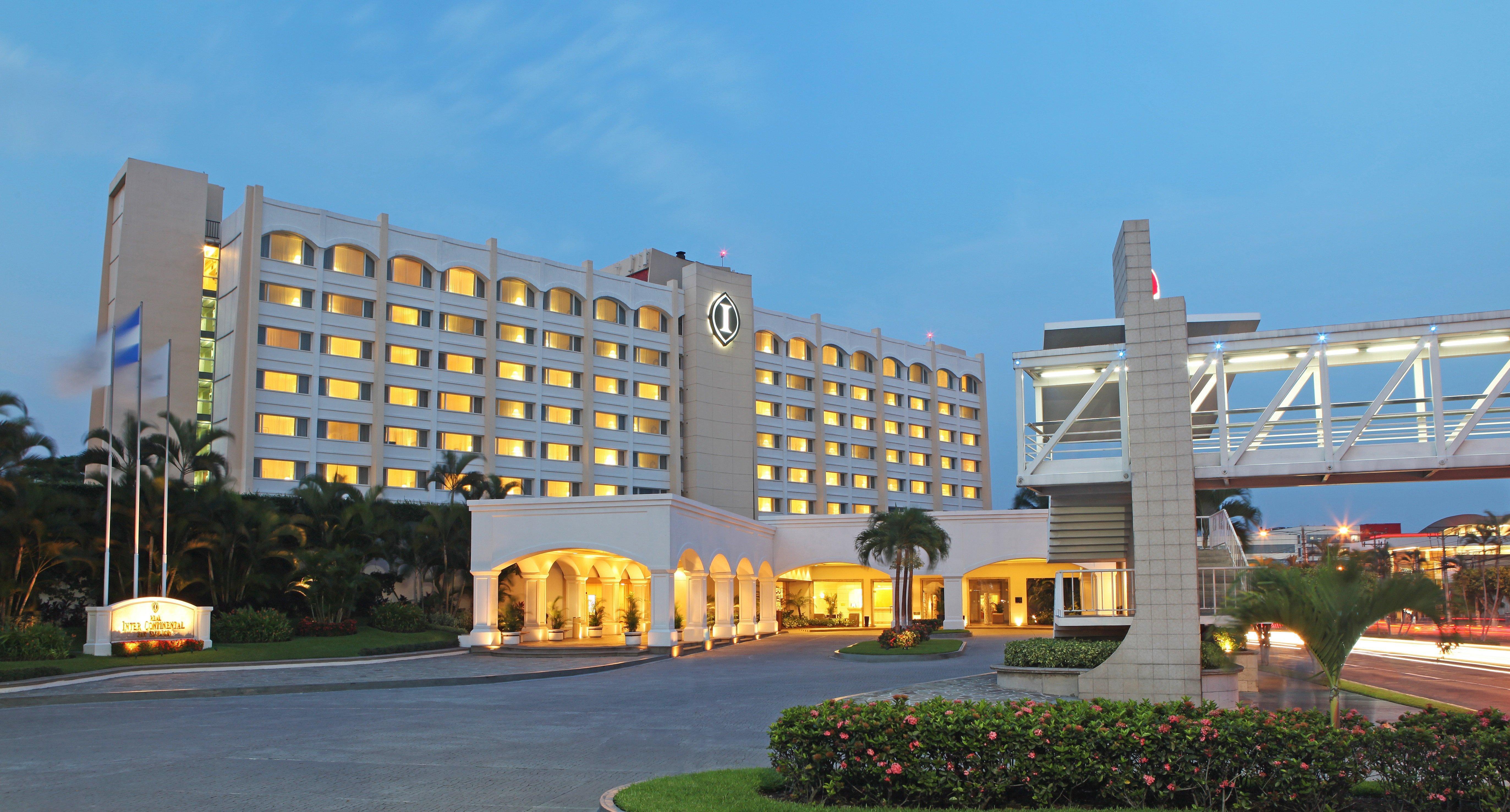 Real Intercontinental San Salvador By Ihg Hotel Buitenkant foto