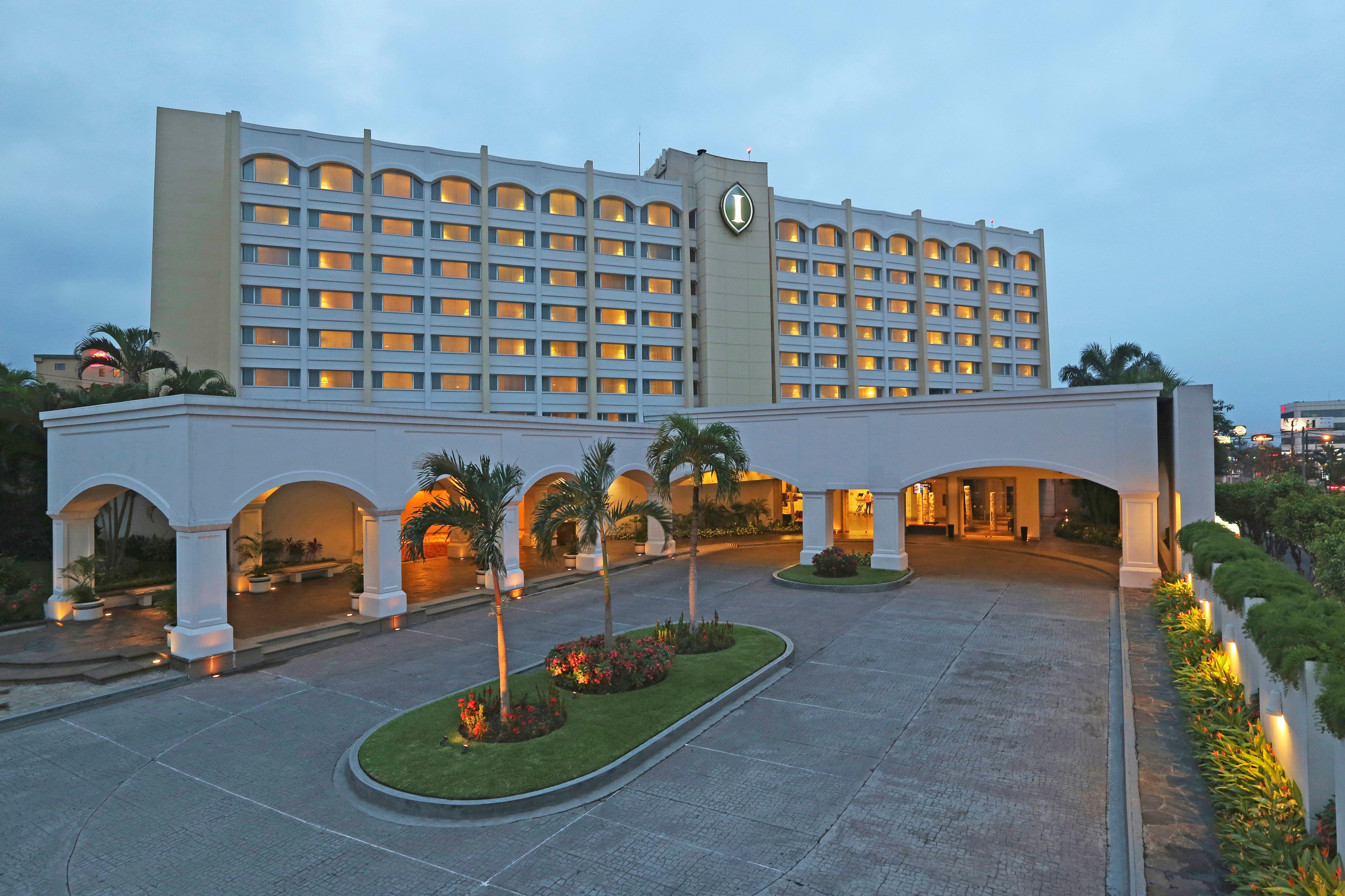 Real Intercontinental San Salvador By Ihg Hotel Buitenkant foto