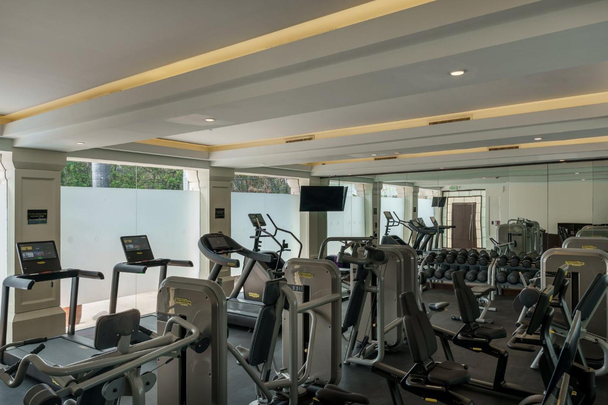 Real Intercontinental San Salvador By Ihg Hotel Buitenkant foto